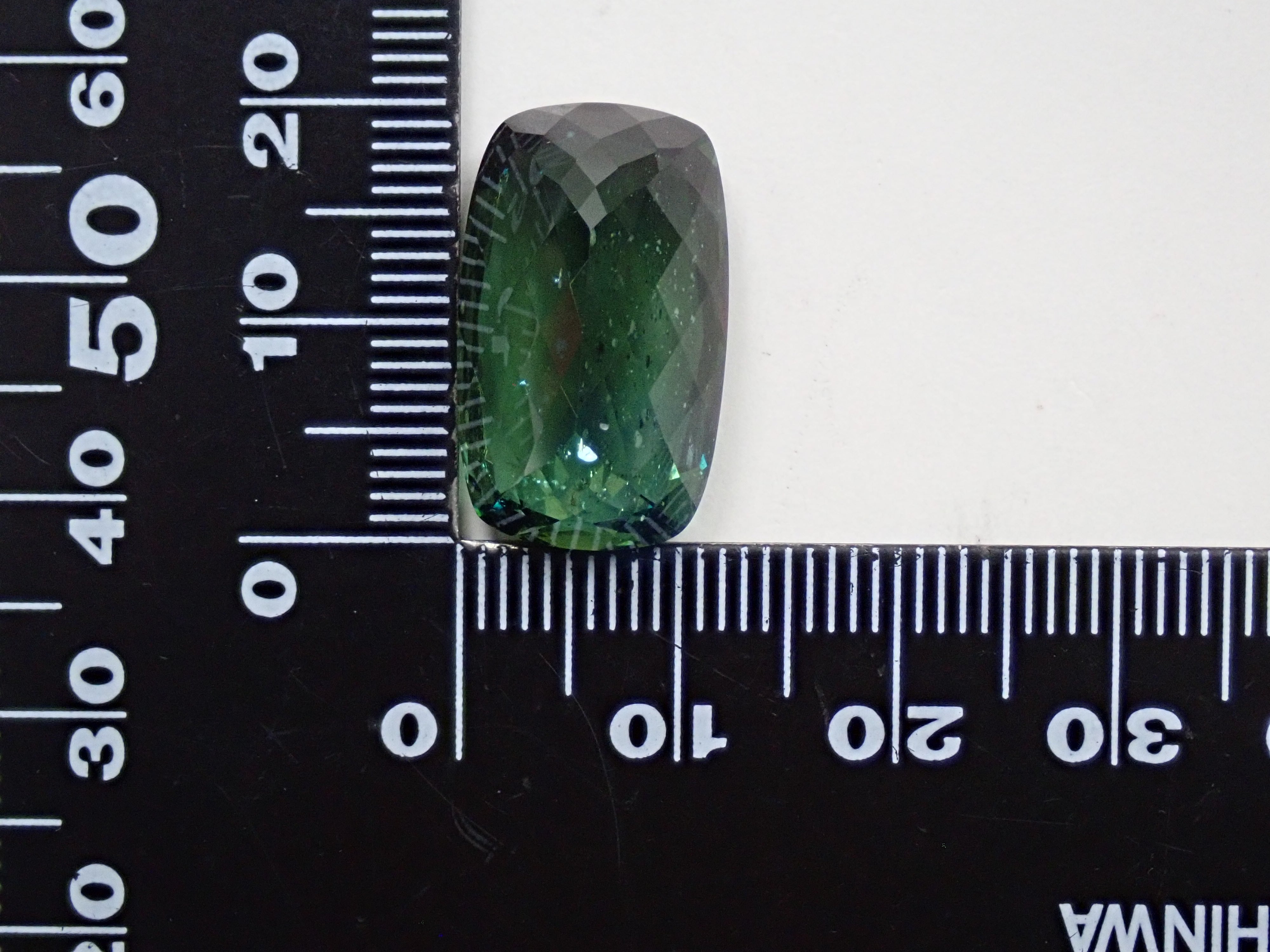 【12541121掲載】アパタイト 19.863ctルース