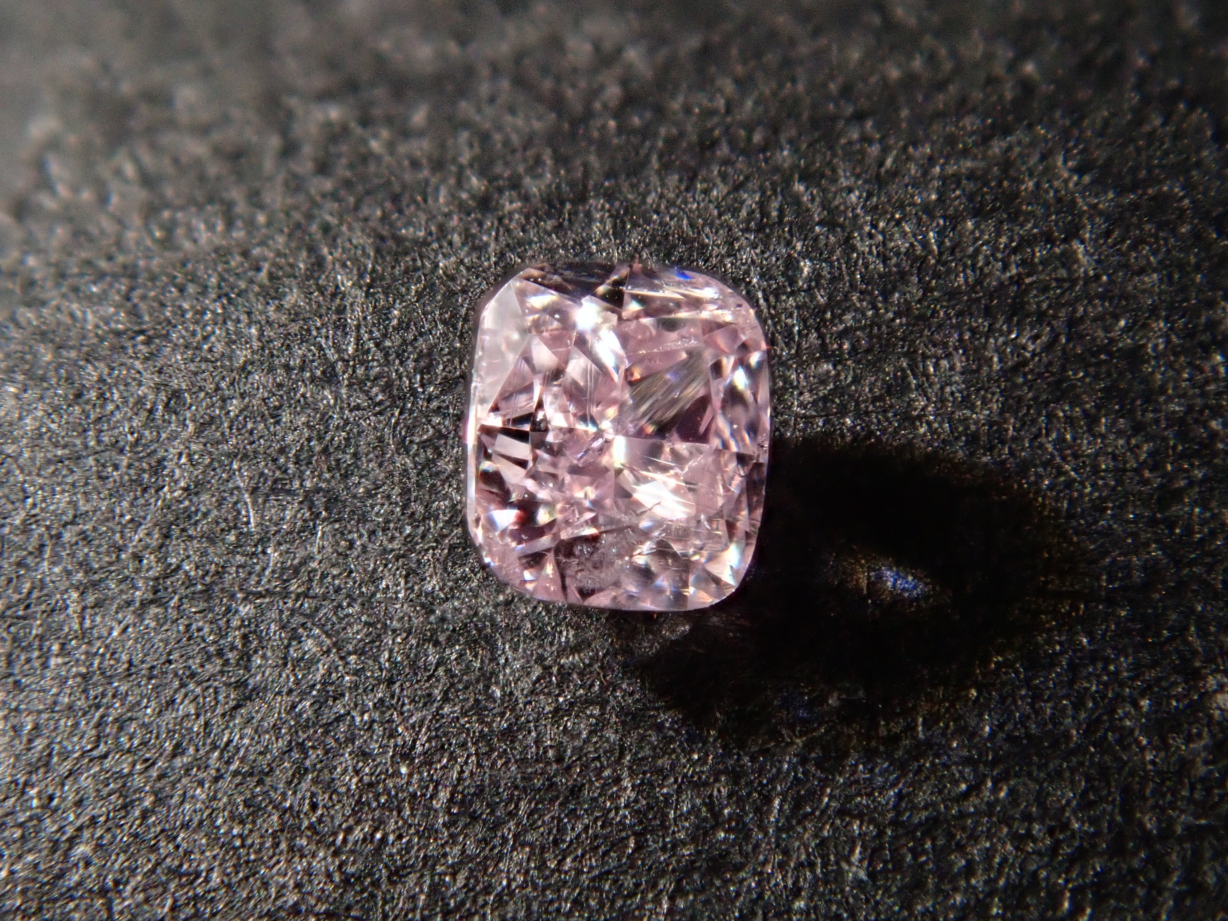 【32501451掲載】ピンクダイヤモンド 0.046ctルース(FANCY LIGHT PURPLISH PINK, SI-2)