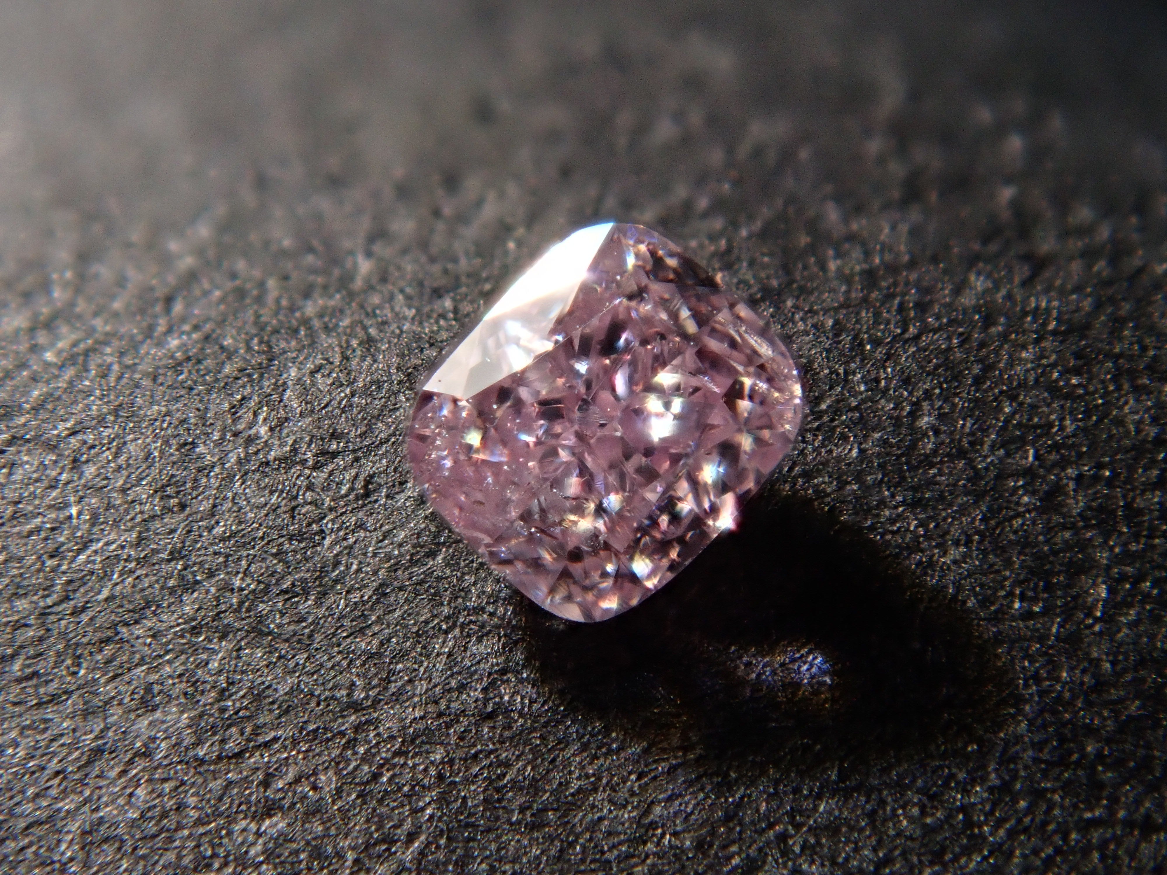 【32501451掲載】ピンクダイヤモンド 0.046ctルース(FANCY LIGHT PURPLISH PINK, SI-2)