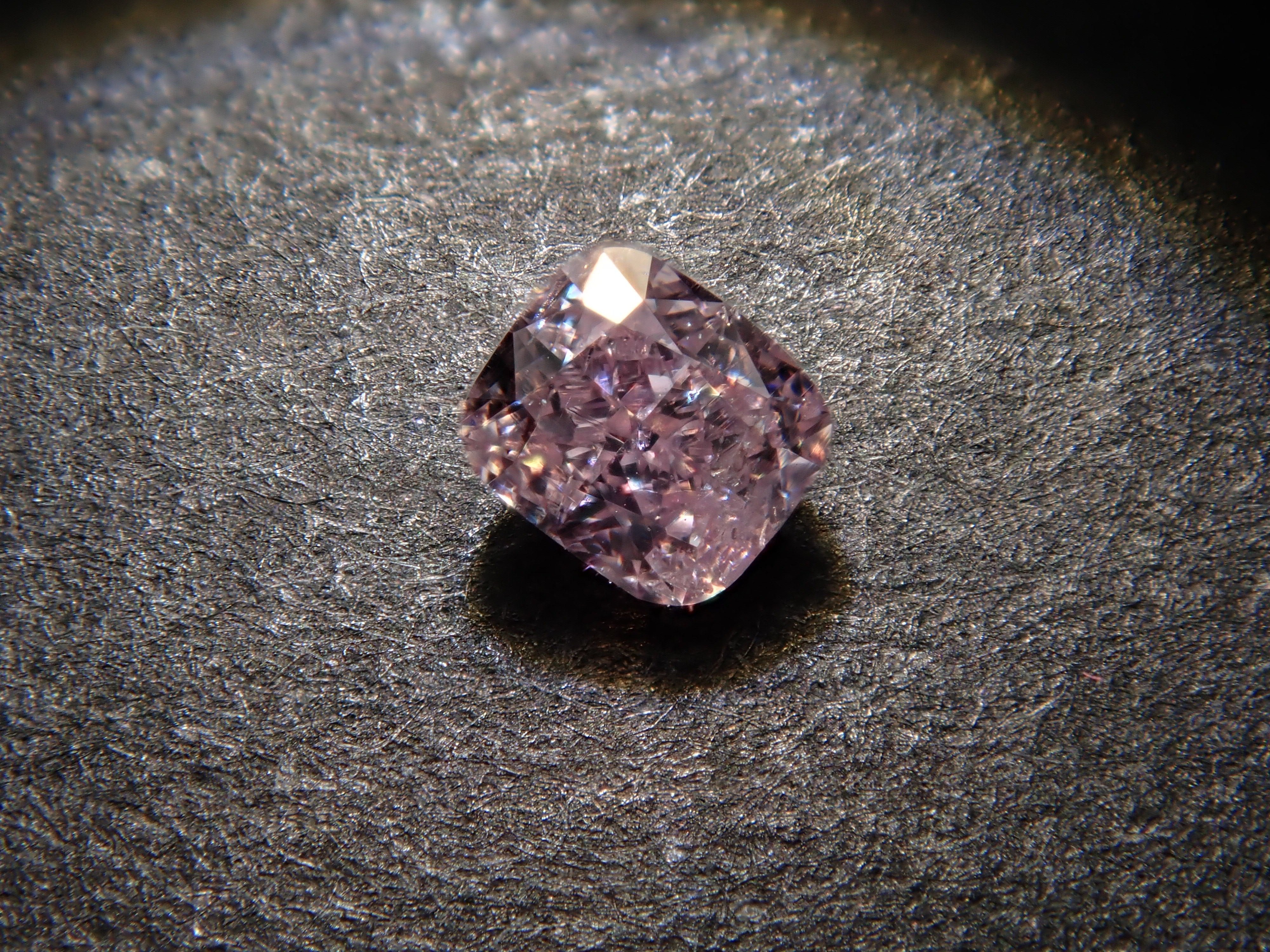 【32501451掲載】ピンクダイヤモンド 0.046ctルース(FANCY LIGHT PURPLISH PINK, SI-2)