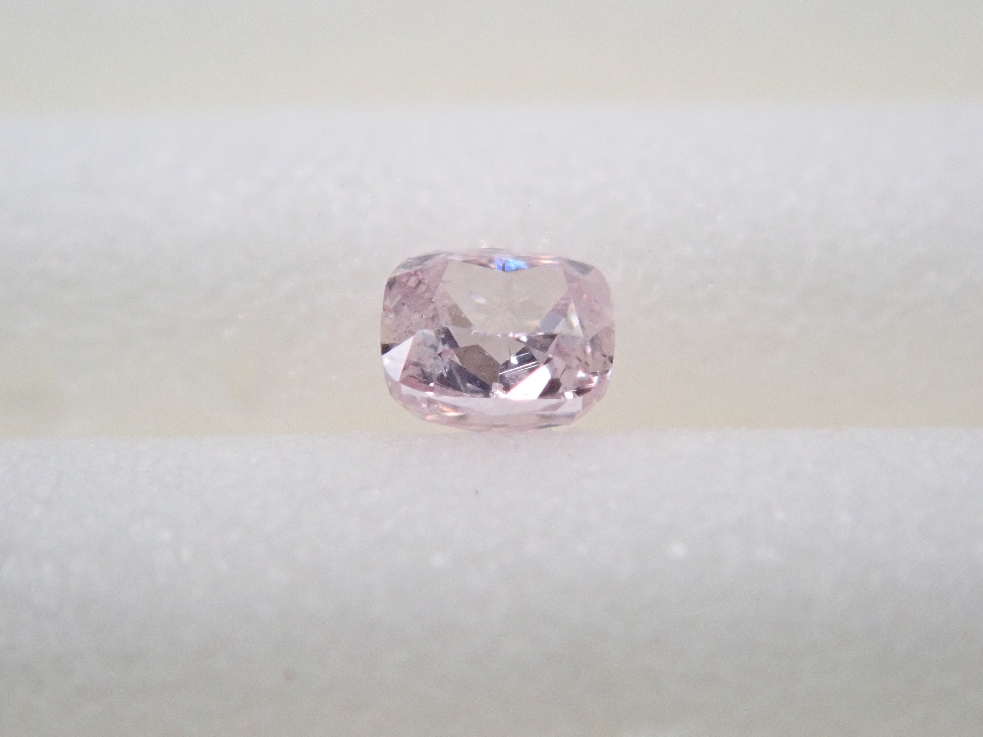 【32501451掲載】ピンクダイヤモンド 0.046ctルース(FANCY LIGHT PURPLISH PINK, SI-2)