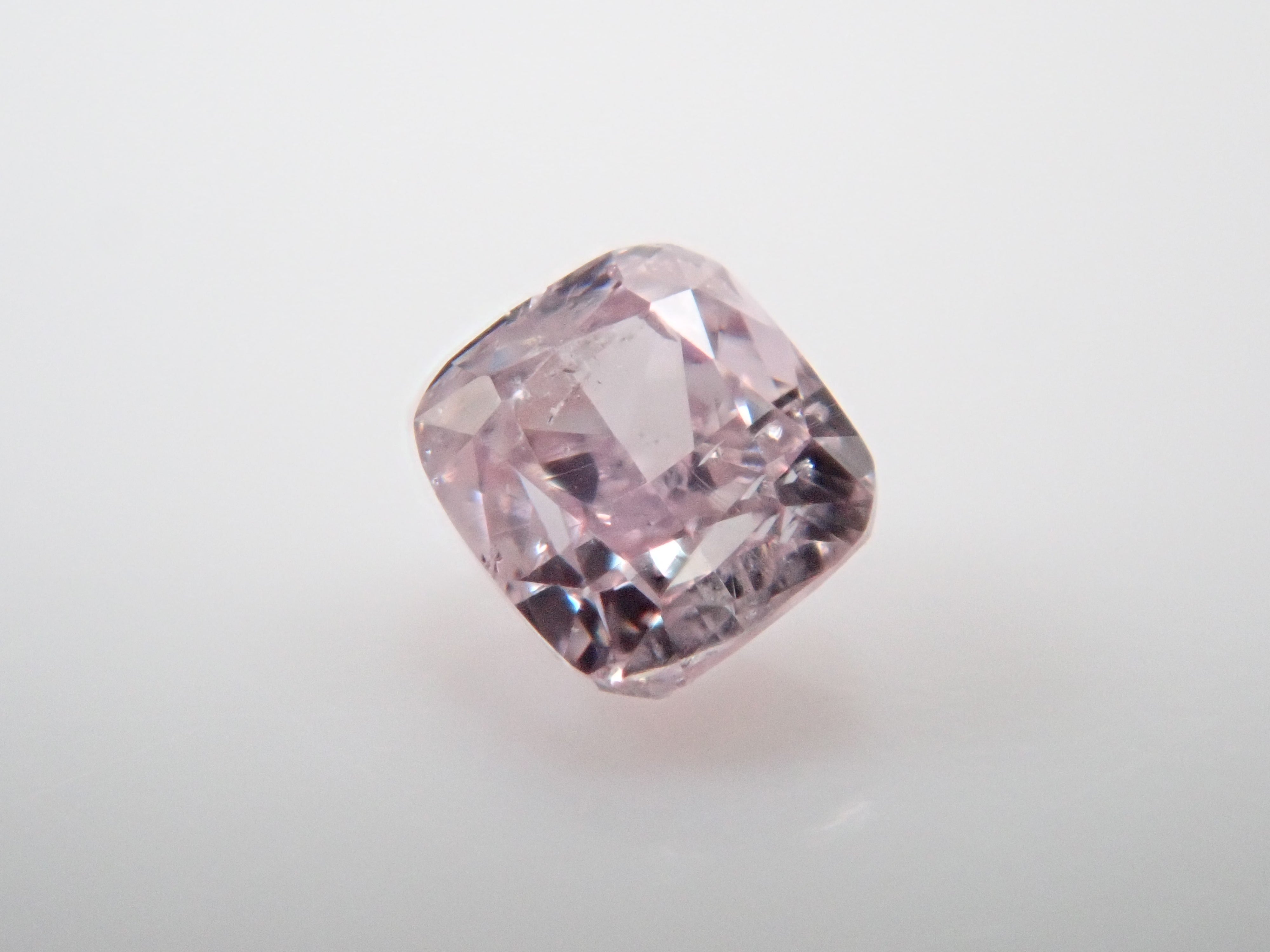 【32501451掲載】ピンクダイヤモンド 0.046ctルース(FANCY LIGHT PURPLISH PINK, SI-2)