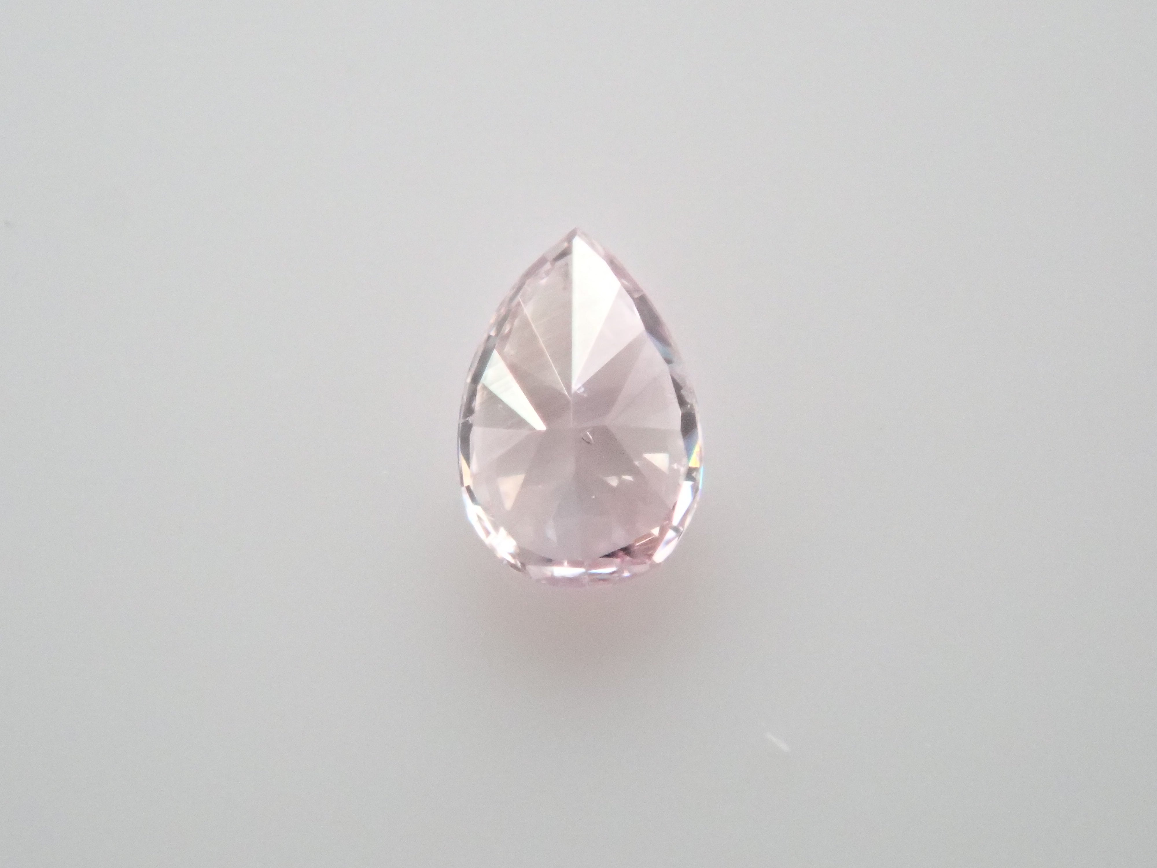 【32501454掲載】ピンクダイヤモンド 0.051ctルース(FANCY LIGHT PINK, SI-2)