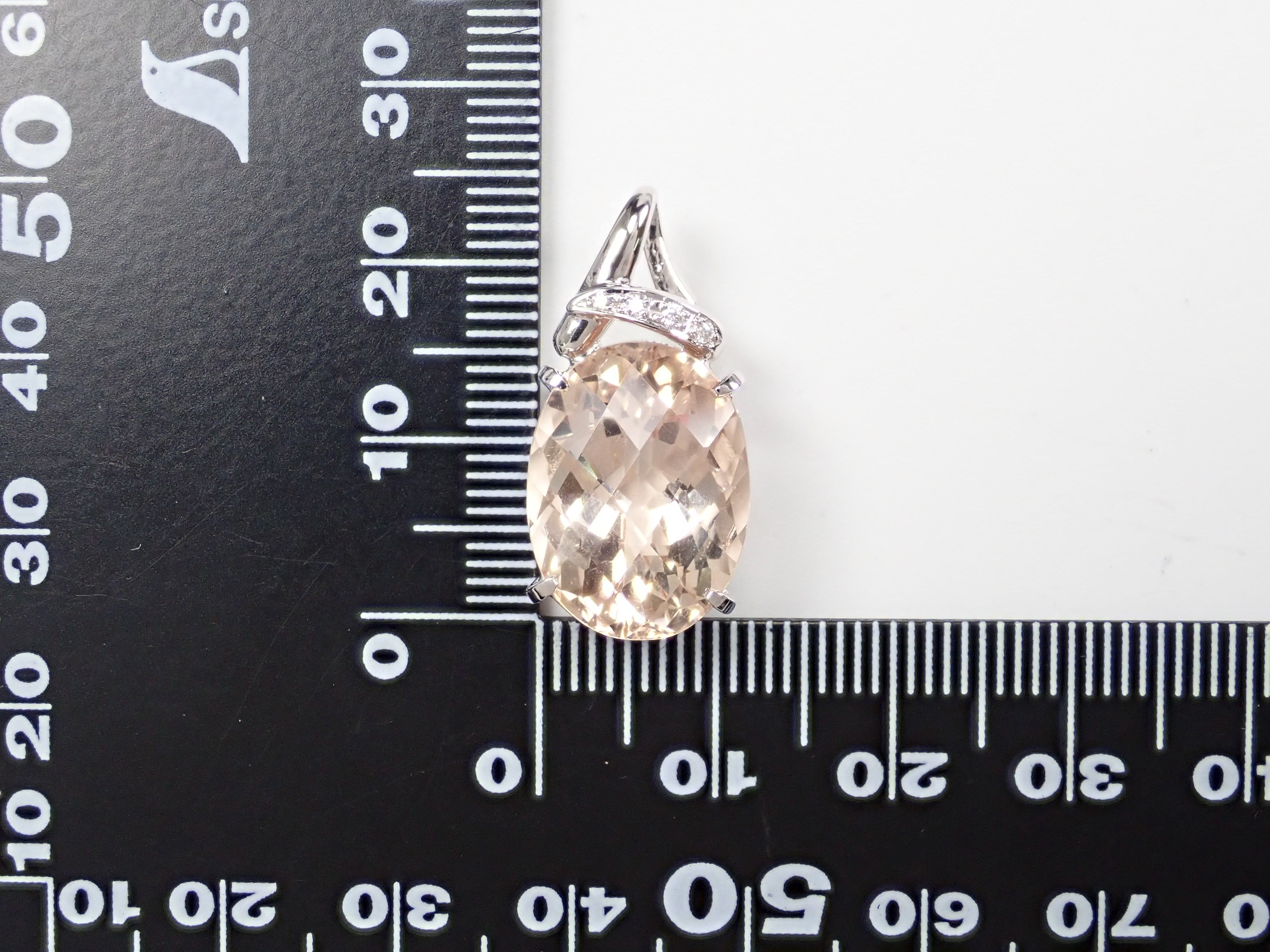 【カラフリ】K18WGトパーズ13.43ct ペンダントトップ（ネックレストップ）