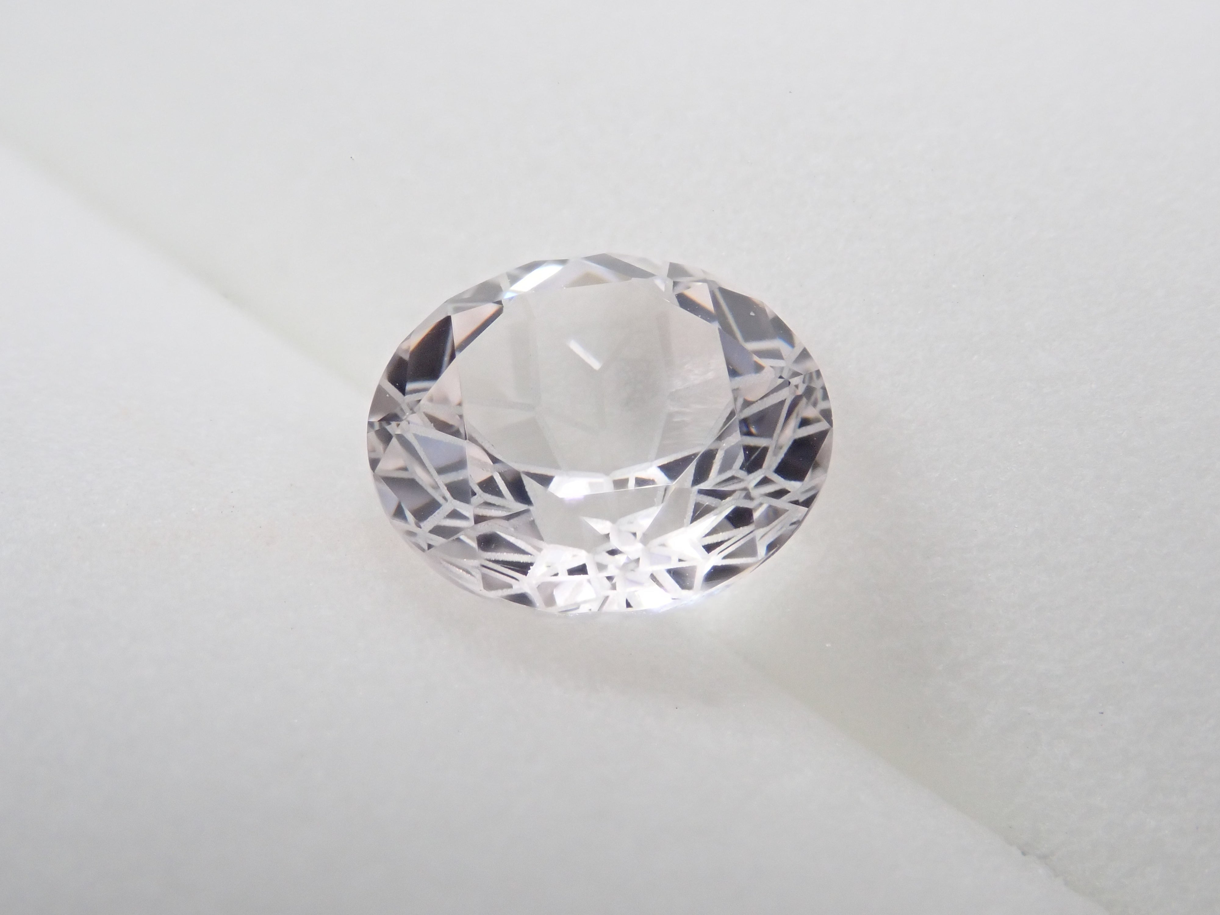 【ダンデライオンカット】ダンビュライト 8.25mm/2.080ct《コラボ》ルース ワッペン付