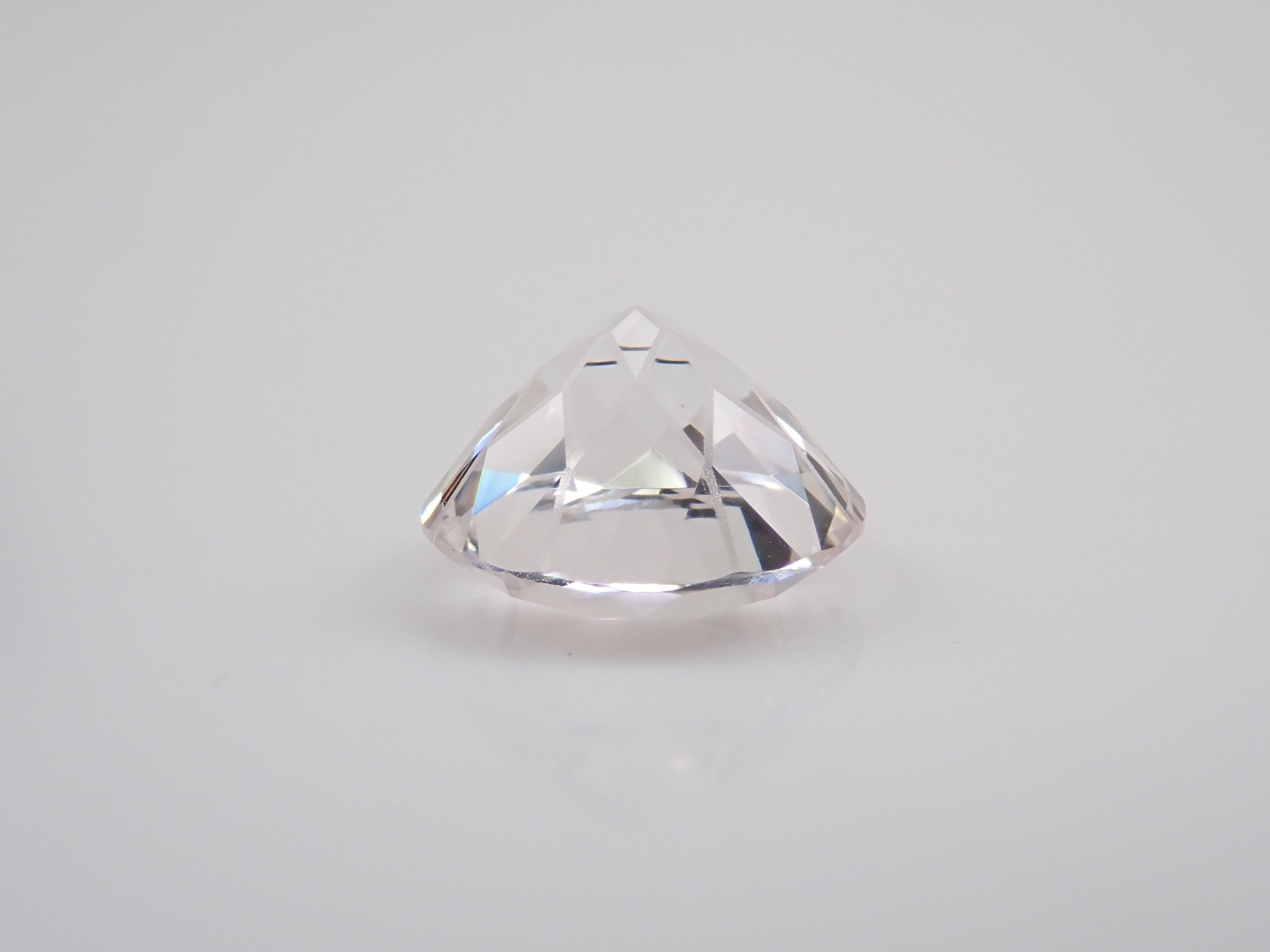 【ダンデライオンカット】ダンビュライト 8.25mm/2.080ct《コラボ》ルース ワッペン付