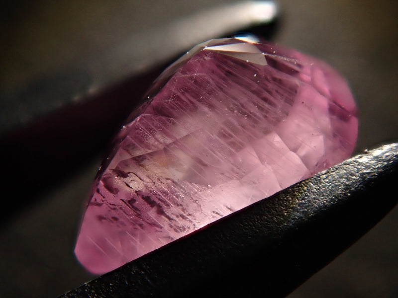 Pink sapphire from Greenland 0.754ct loose with certificate
