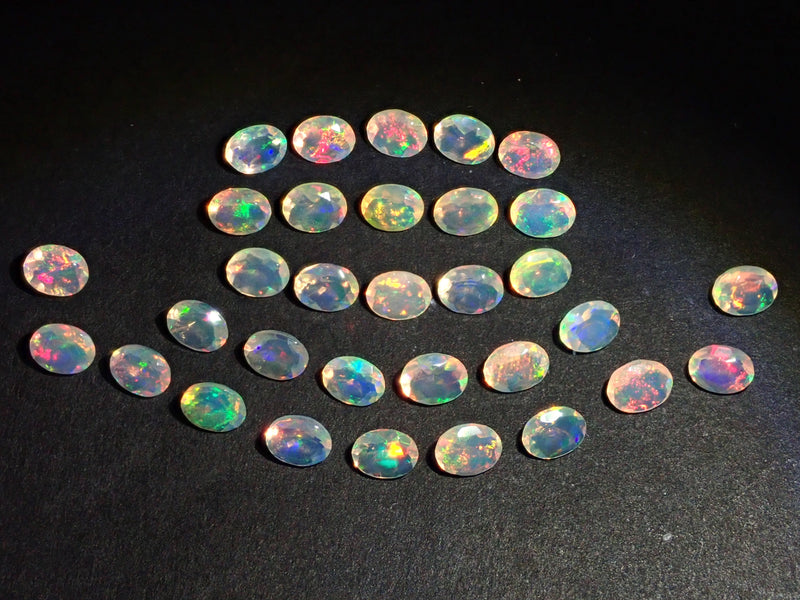 埃塞俄比亞蛋白石 1 顆（橢圓形切割，3 x 4 毫米）散裝（多次購買可享折扣）