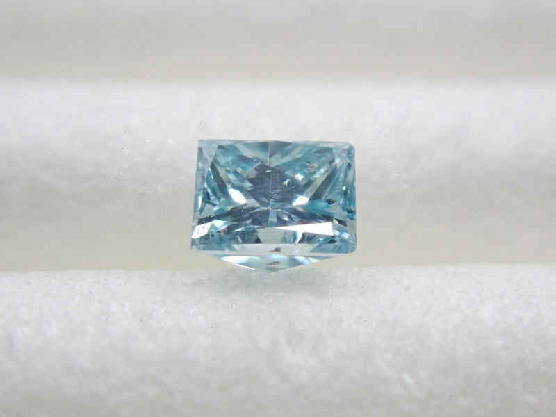 アイスブルーダイヤモンド 0.098ctルース（プリンセスカット,VSクラス相当）