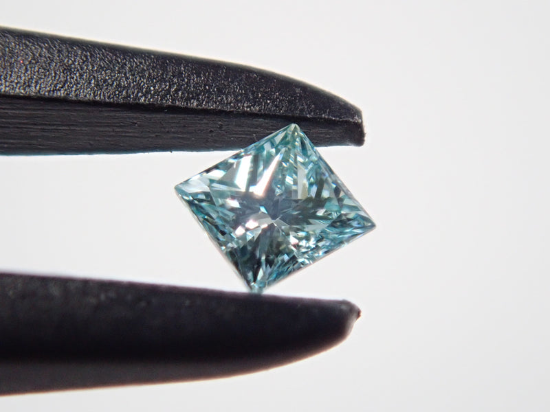 アイスブルーダイヤモンド 0.062ctルース（VSクラス相当）