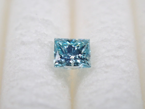 アイスブルーダイヤモンド 0.068ctルース（VSクラス相当）