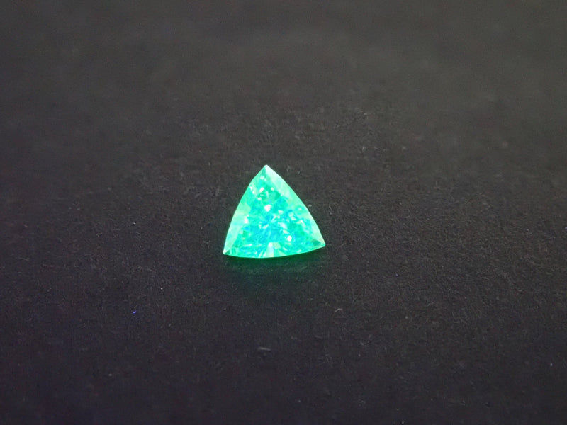 ミントグリーンダイヤモンド（トリートメント） 0.081ctルース（SIクラス相当）