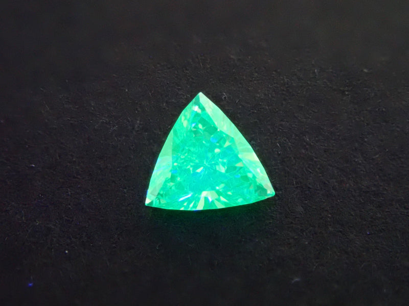 ミントグリーンダイヤモンド（トリートメント） 0.081ctルース（SIクラス相当）