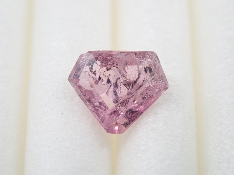 新作入荷定番超希少極美エピドート1.578ct ミャンマー産 宝石 ジュエリー アクセサリー