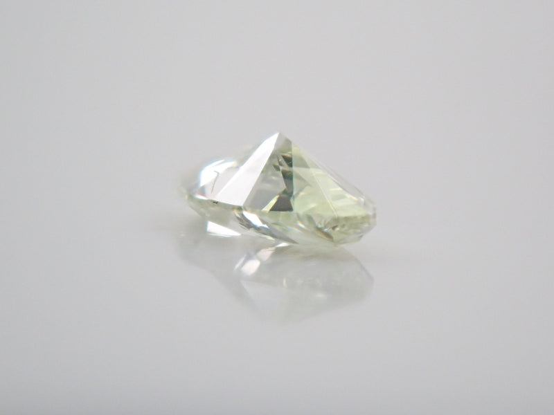 グリーンダイヤモンド 0.071ctルース(VERY LIGHT YELLOW GREEN, SI2)