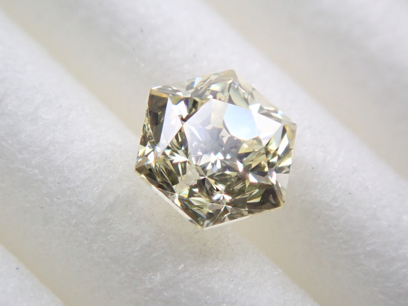 イエローダイヤモンド 0.306ctルース(LIGHT YELLOW, SI1)