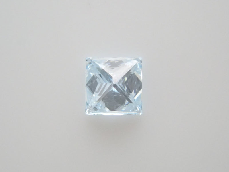 アイスブルーダイヤモンド0.072ctルース