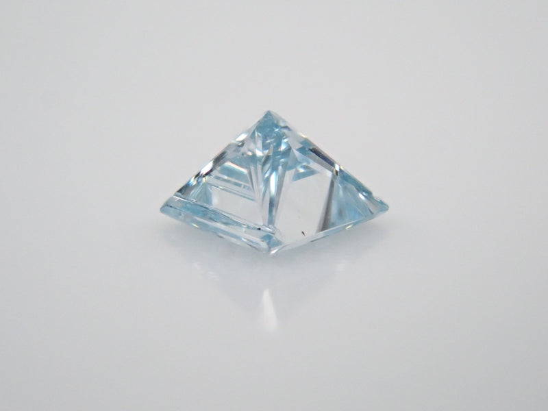 アイスブルーダイヤモンド0.072ctルース