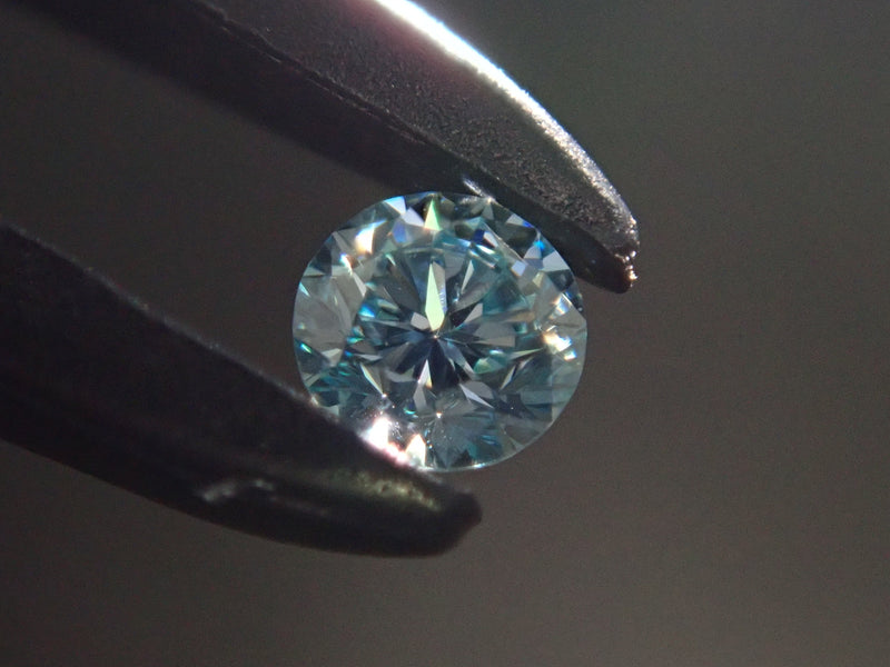 アイスブルーダイヤモンド 0.056ctルース(FANCY GREENISH BLUE, VS1)