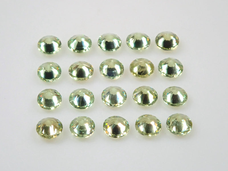 1 stone demantoid garnet from Madagascar (2mm, round cut)《Tucson's most talked about stone》《Multiple purchase discount available》