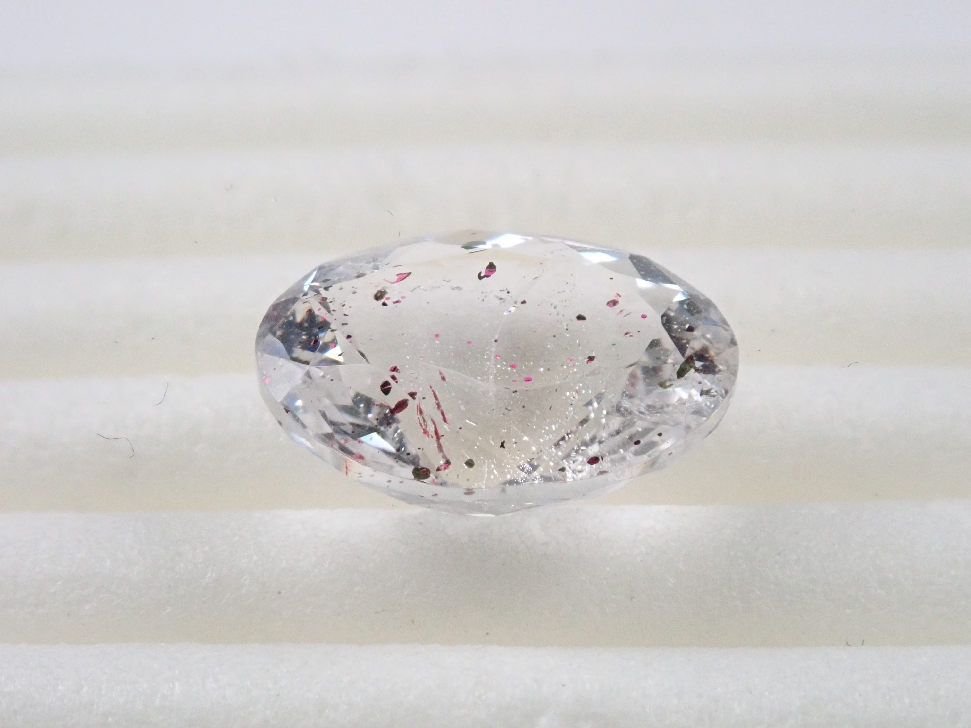 【12542266掲載】ブラジル産ティンカーベルクォーツ（ピンクファイヤークォーツ） 2.663ctルース