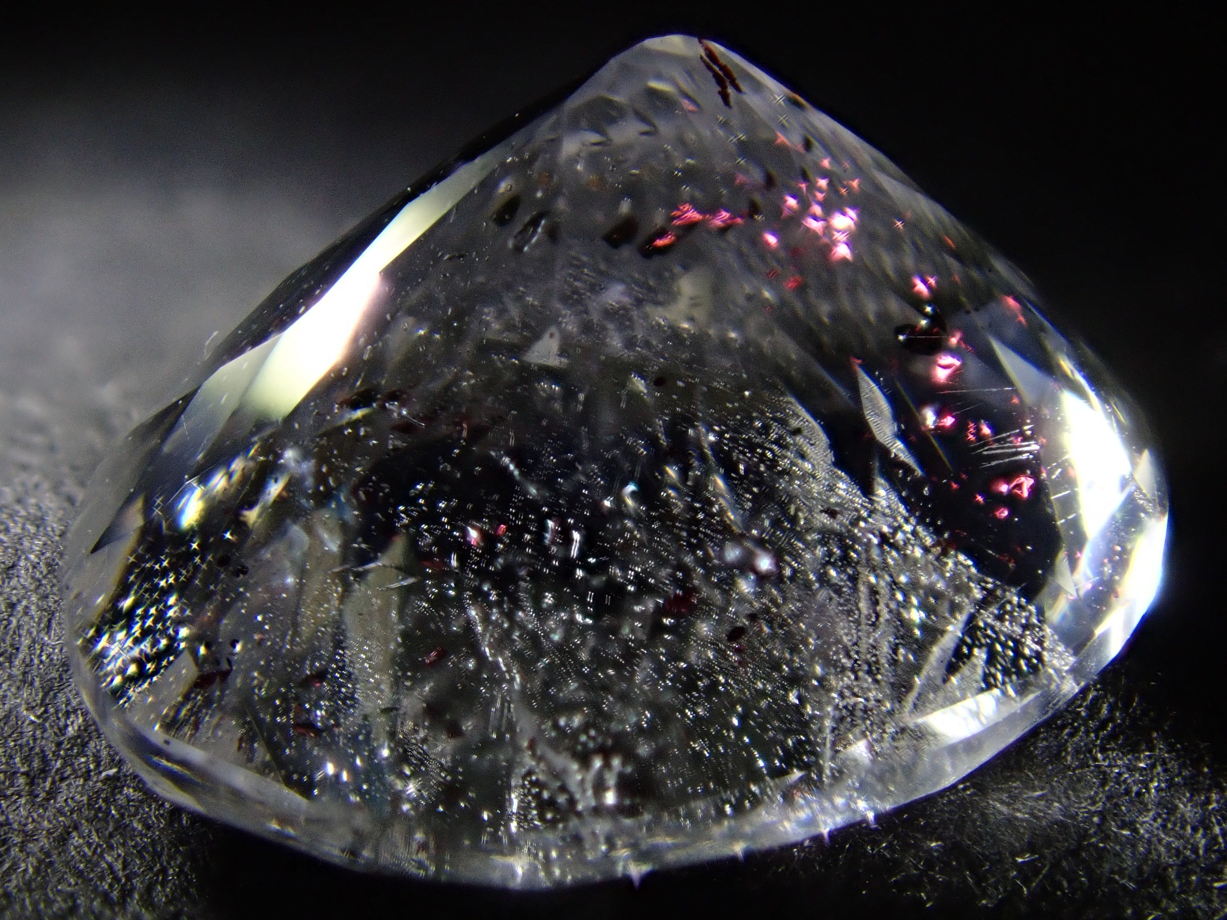 【12542266掲載】ブラジル産ティンカーベルクォーツ（ピンクファイヤークォーツ） 2.663ctルース