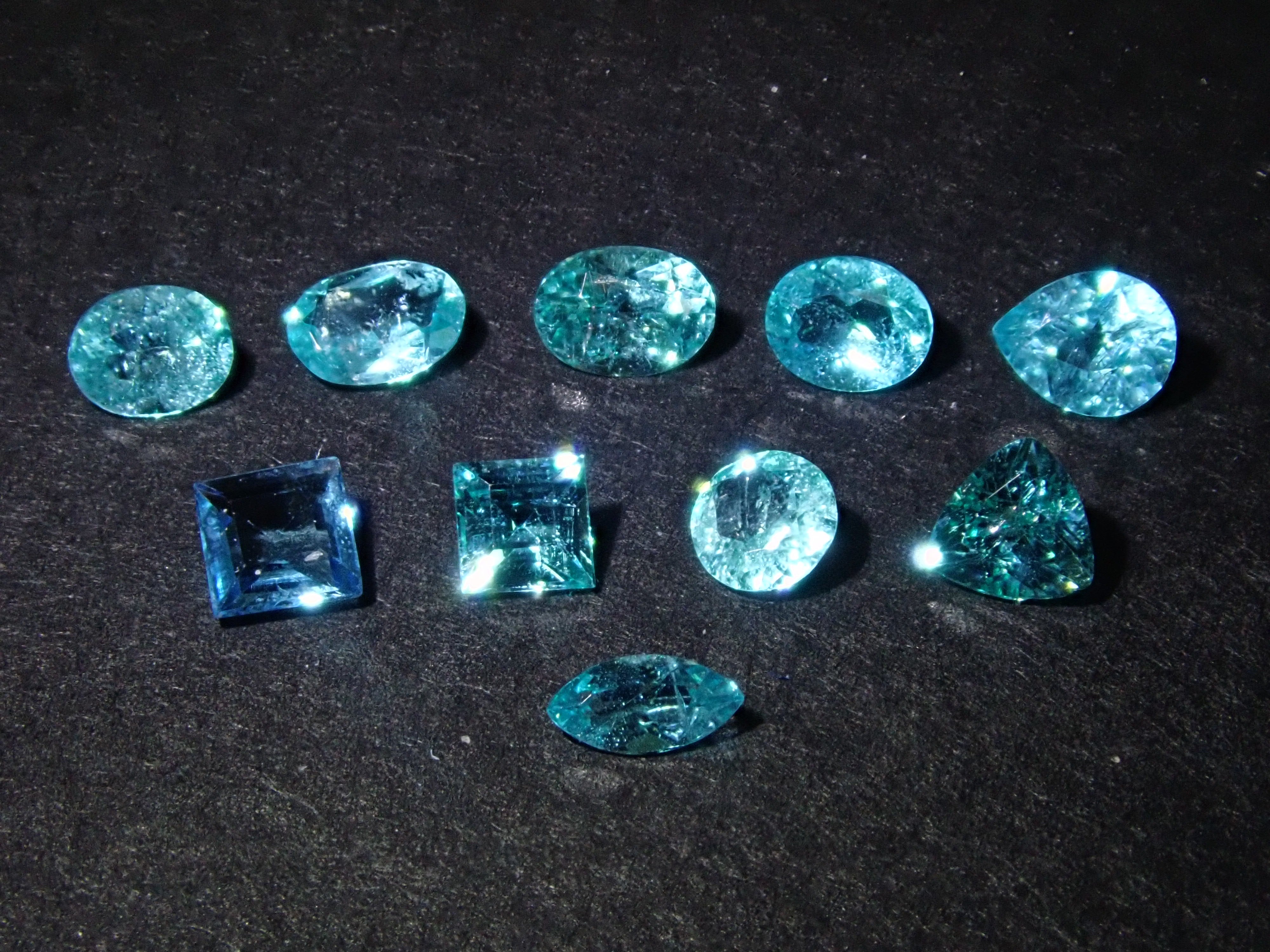 Gem Gacha💎1 Paraiba Tourmaline from Brazil (Batalha Mine)