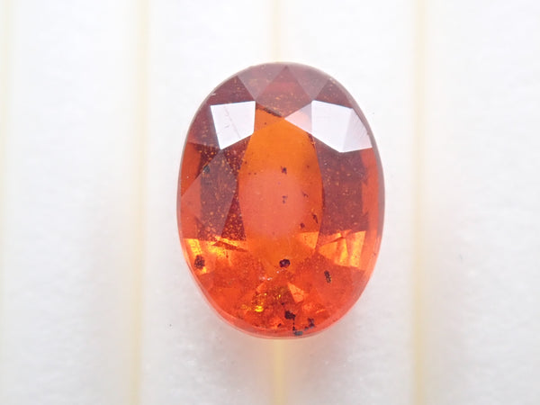 タンザニア産オレンジカイヤナイト 1.710ctルース