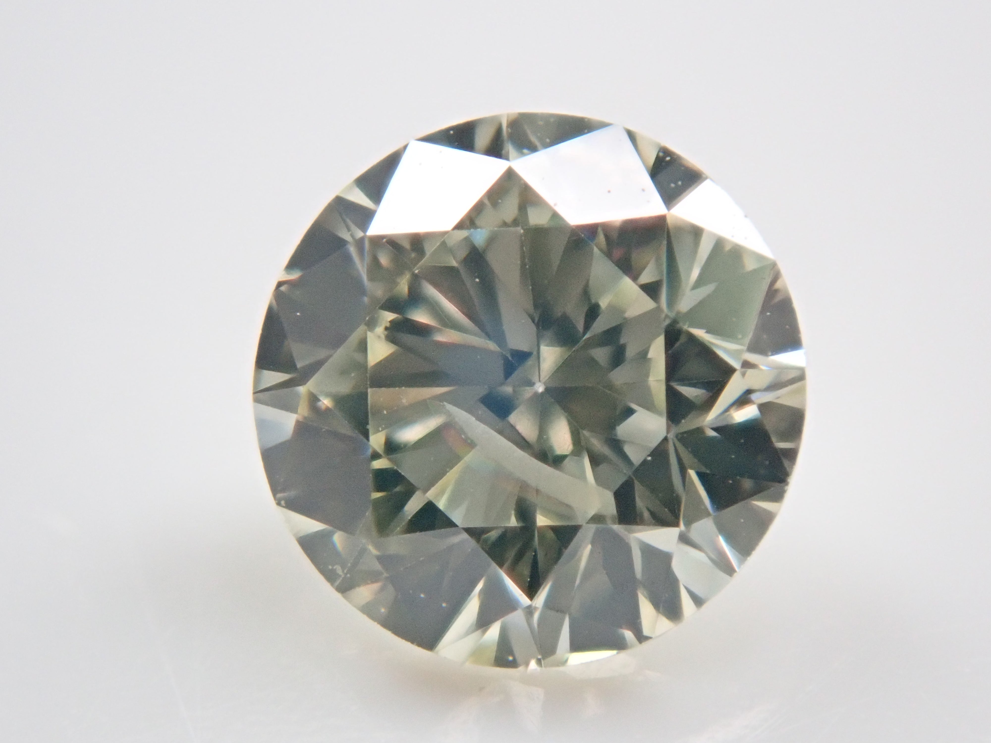 グリーンイエローダイヤモンド 0.502ctルース(VERY LIGHT GREEN YELLOW, I1)