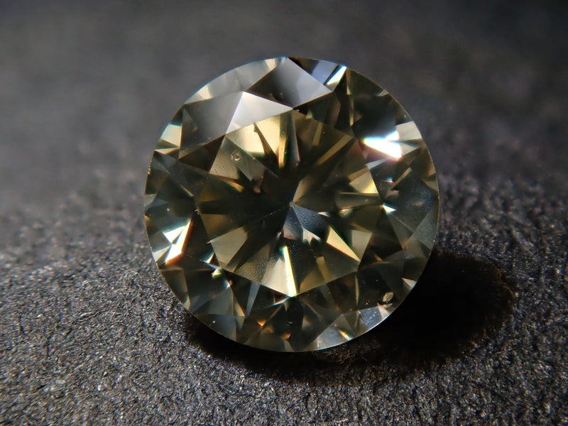 イエローダイヤモンド 4.3mm/0.321ctルース（SIクラス相当