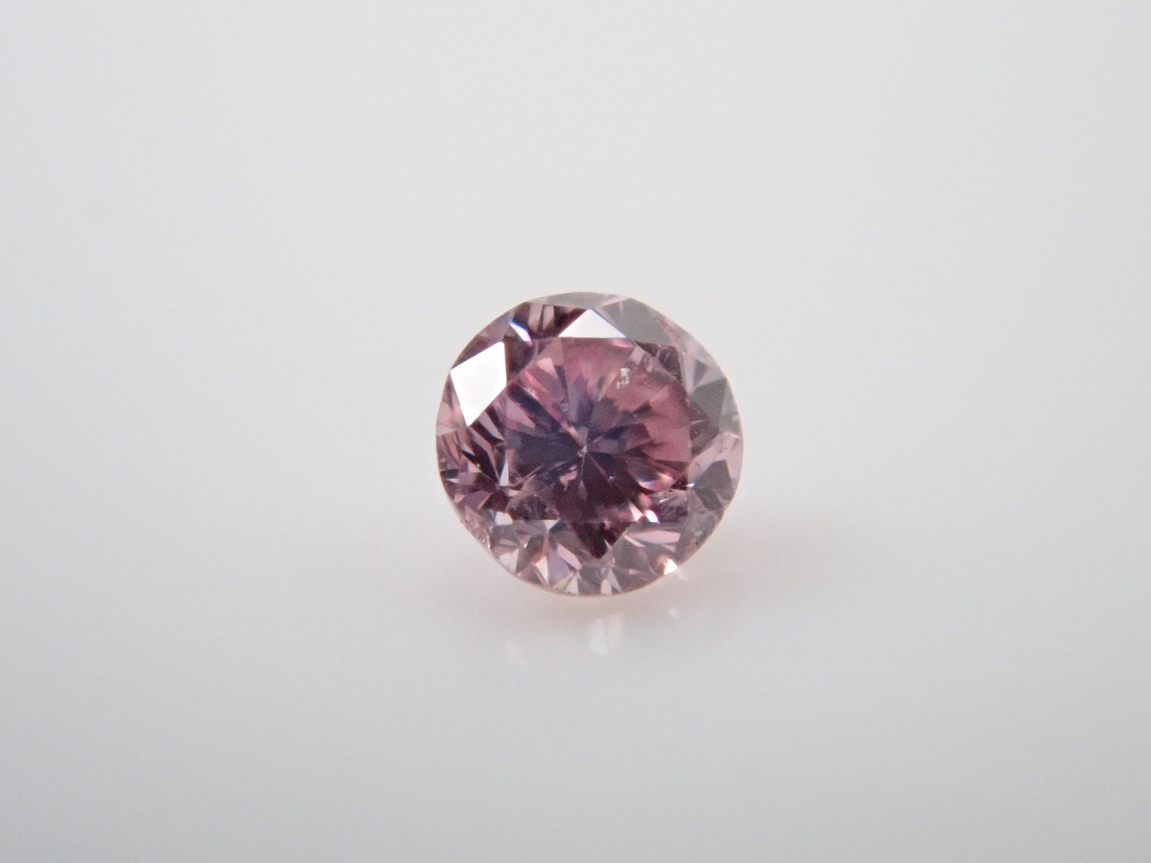 ファンシーパープリッシュピンクダイヤモンド 1.7mm/0.022ctルース(FANCY PURPLISH PINK, SI2)