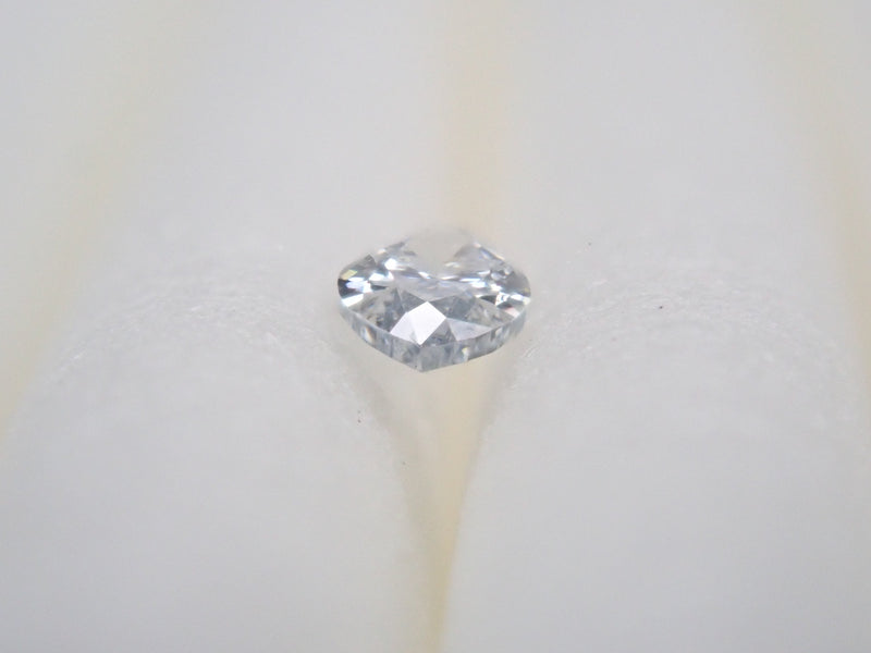 【32501006掲載】ブルーダイヤモンド 0.051ctルース(LIGHT GRAYISH BLUE, SI1)