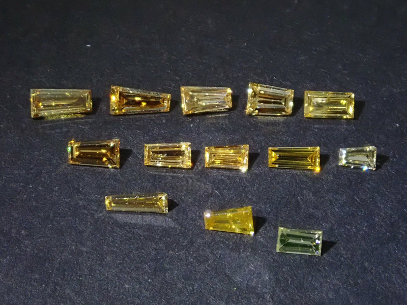 寶石扭蛋扭蛋「四月生日石」💎螢光黃鑽（錐形切割或桶形切割）1顆（多買可優惠）