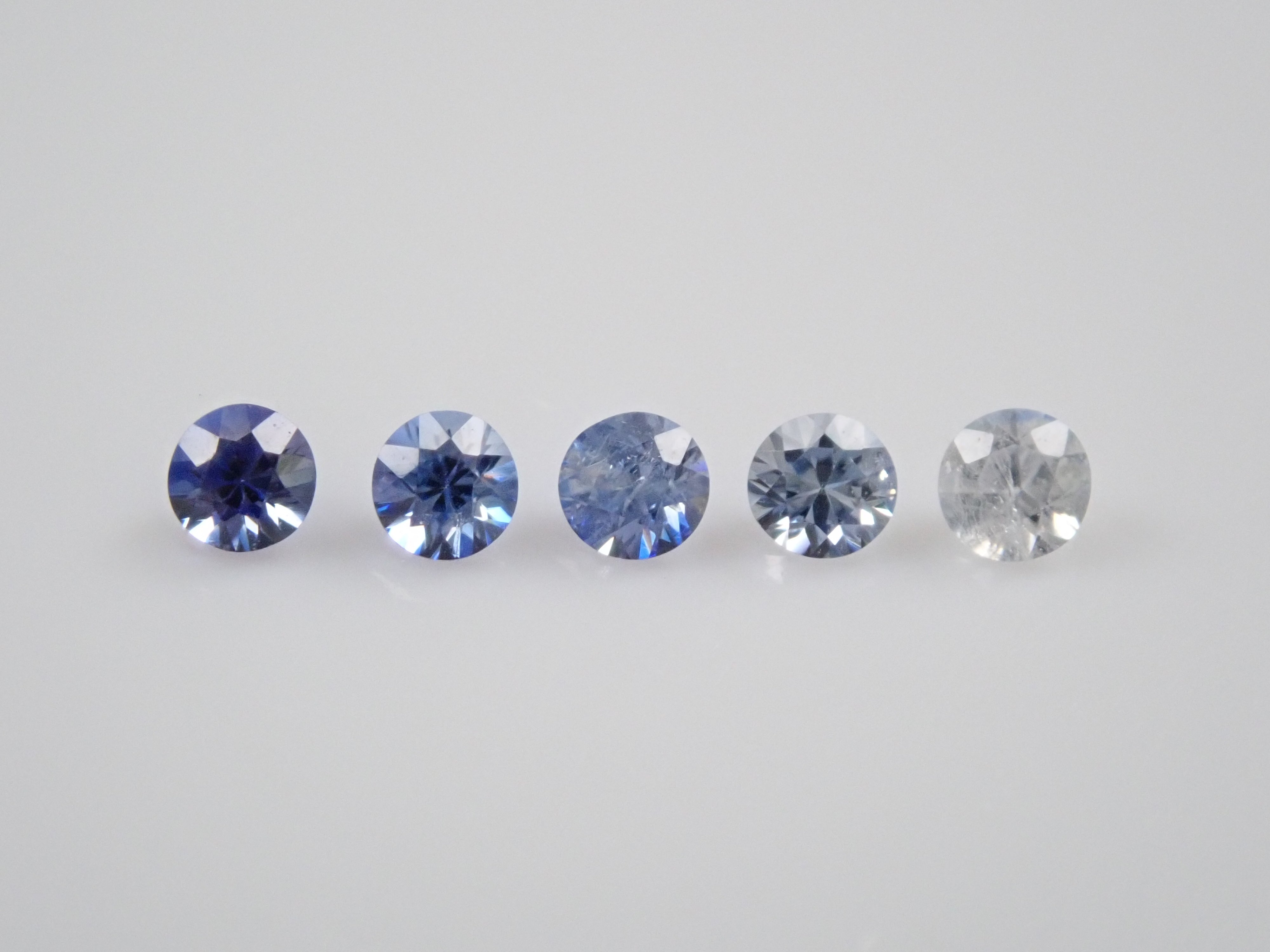 ベニトアイト2.0mm/0.149ct 5石セット（グラデーション）