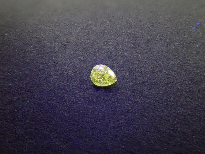 イエローダイヤモンド 0.106ctルース（Iクラス相当）