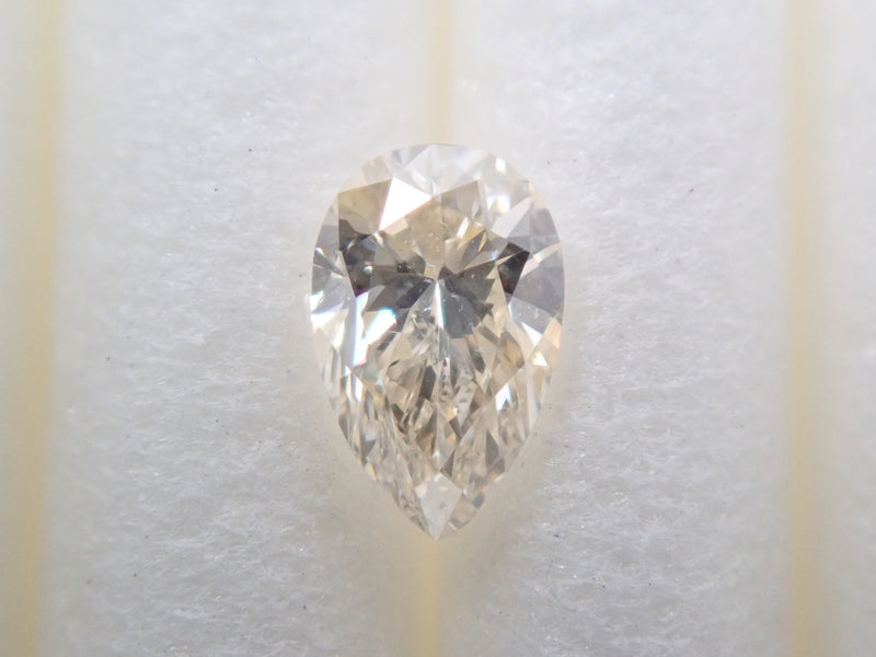 イエローダイヤモンド 0.143ctルース（VSクラス相当）