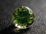グリーンダイヤモンド 0.087ctルース(FANCY YELLOW GREEN, SI2,パロットグリーン系)