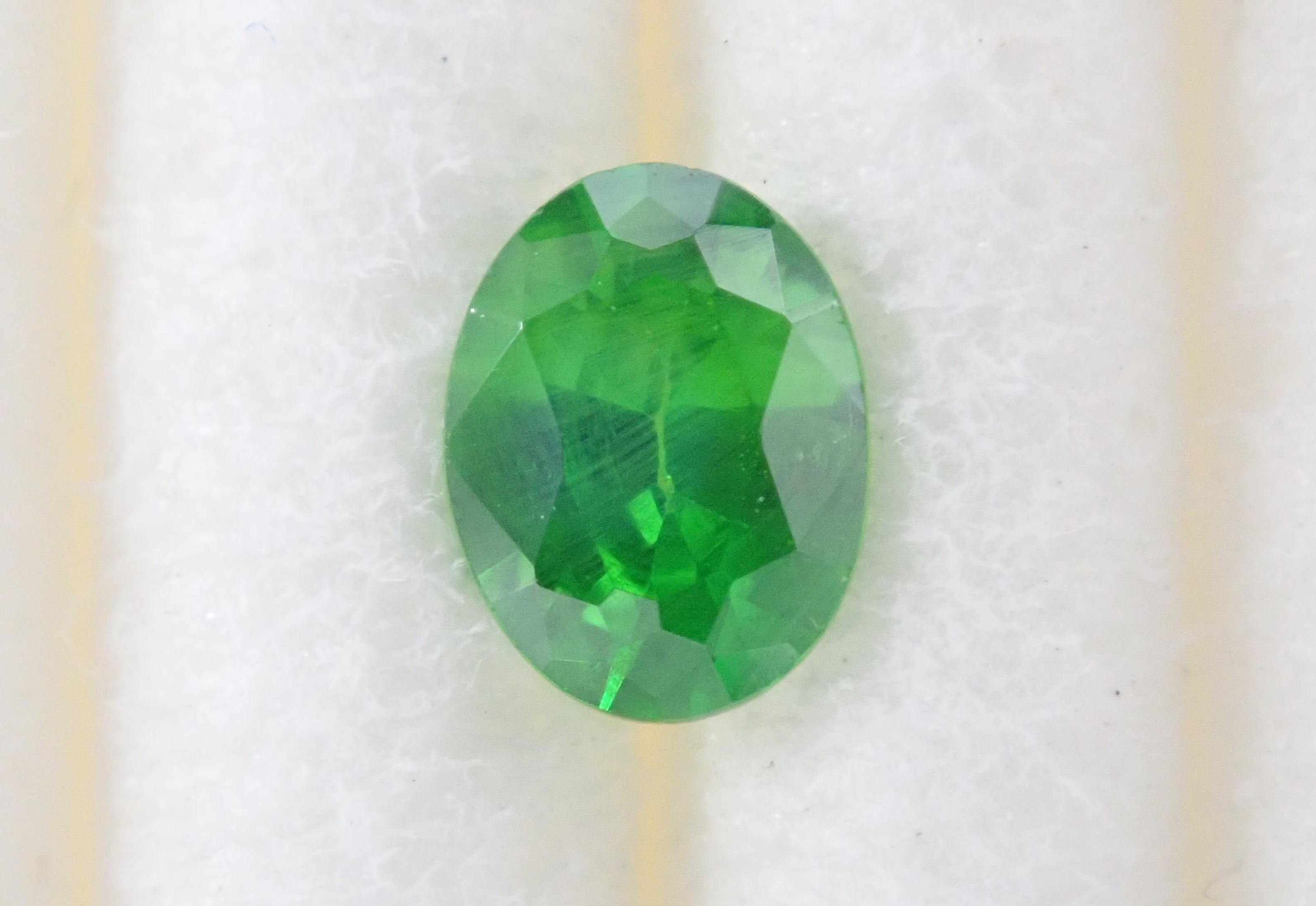 Russian demantoid garnet (horsetail recognized) 0.203ct loose