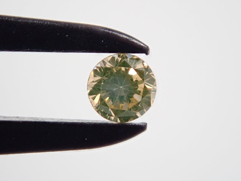 イエローダイヤモンド2.6mmルース（VSクラス相当）