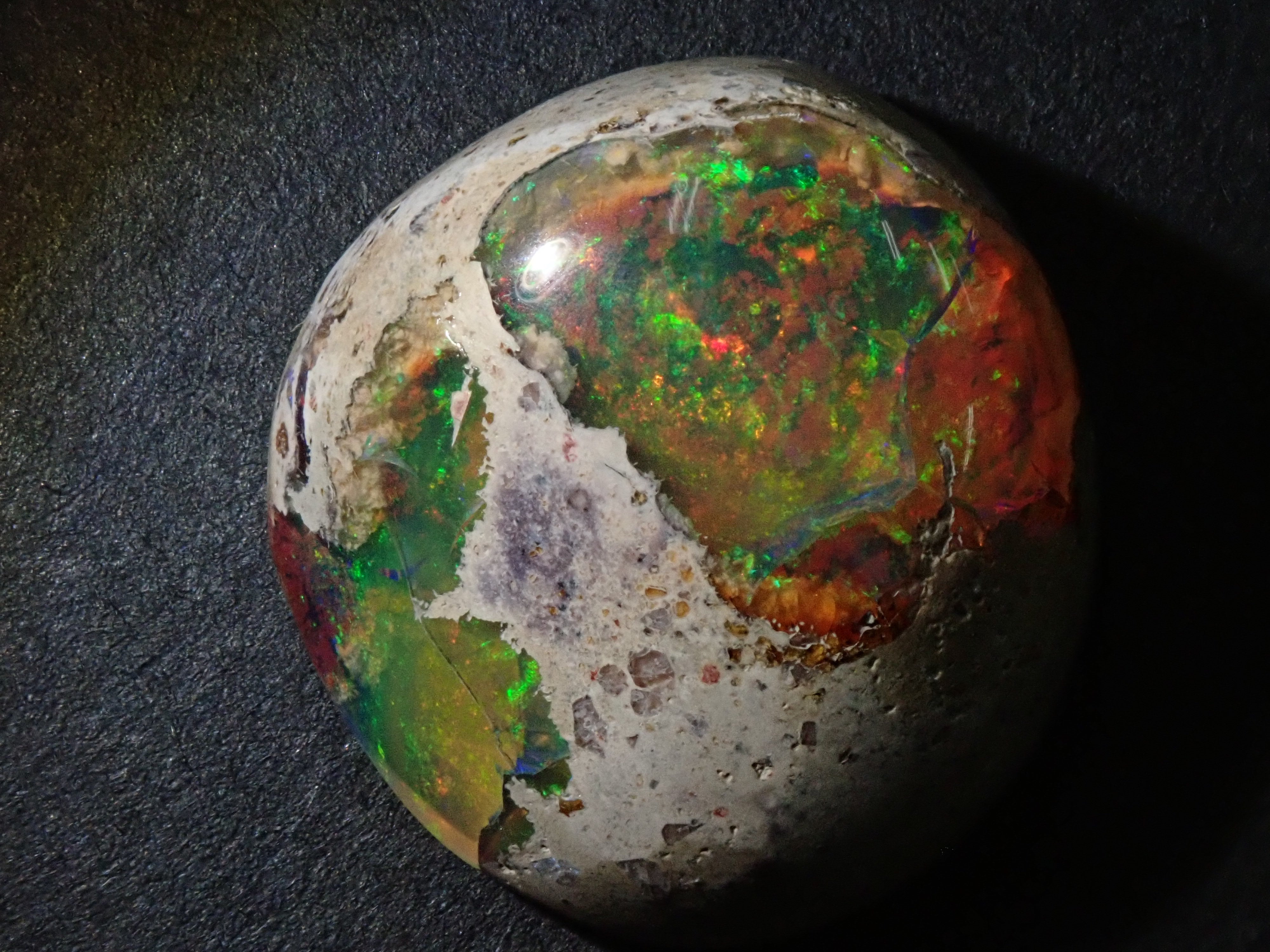 【12530283掲載】カンテラオパール 17.221ctルース