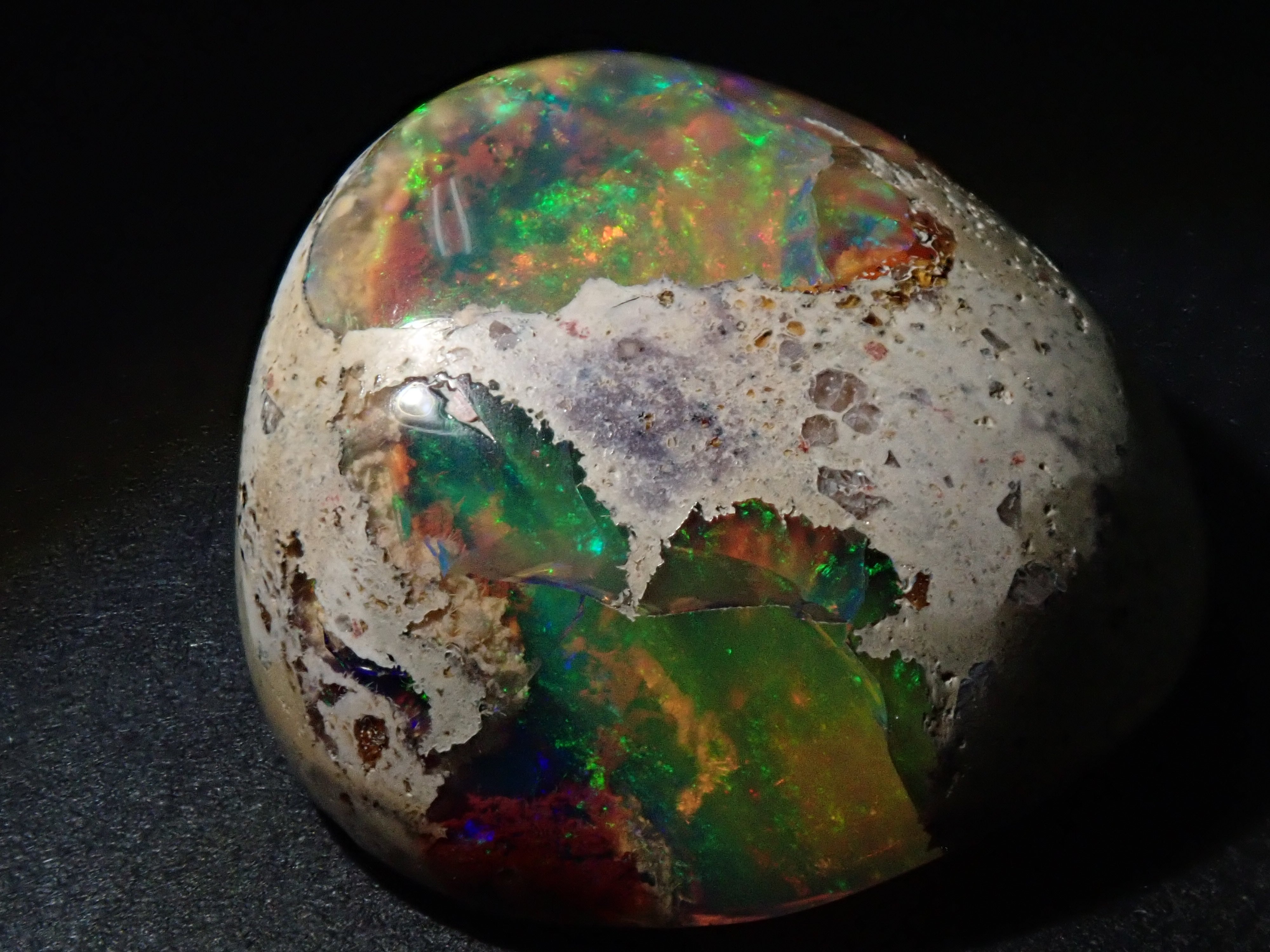 【12530283掲載】カンテラオパール 17.221ctルース