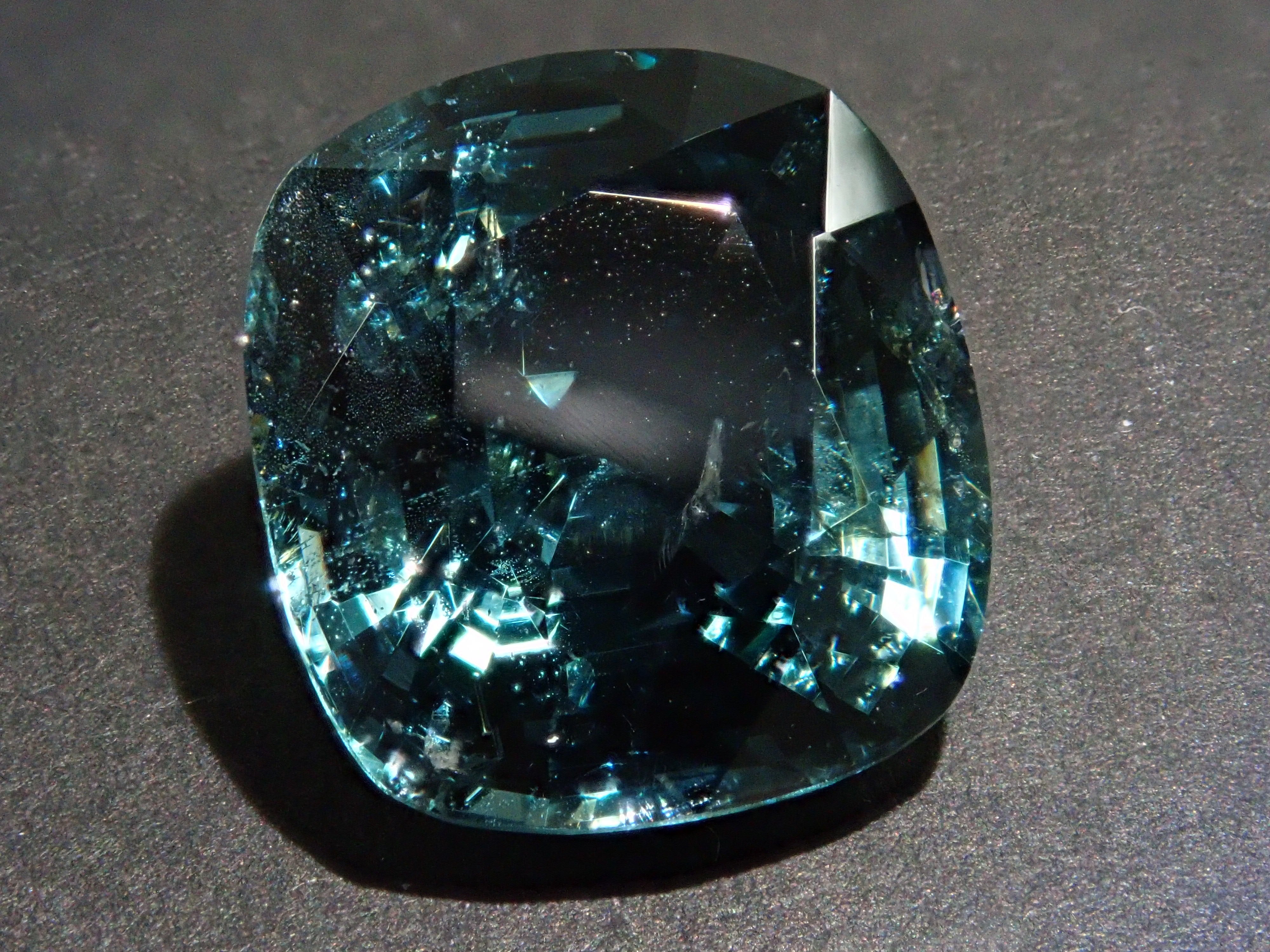 Spinel 5.205ct loose