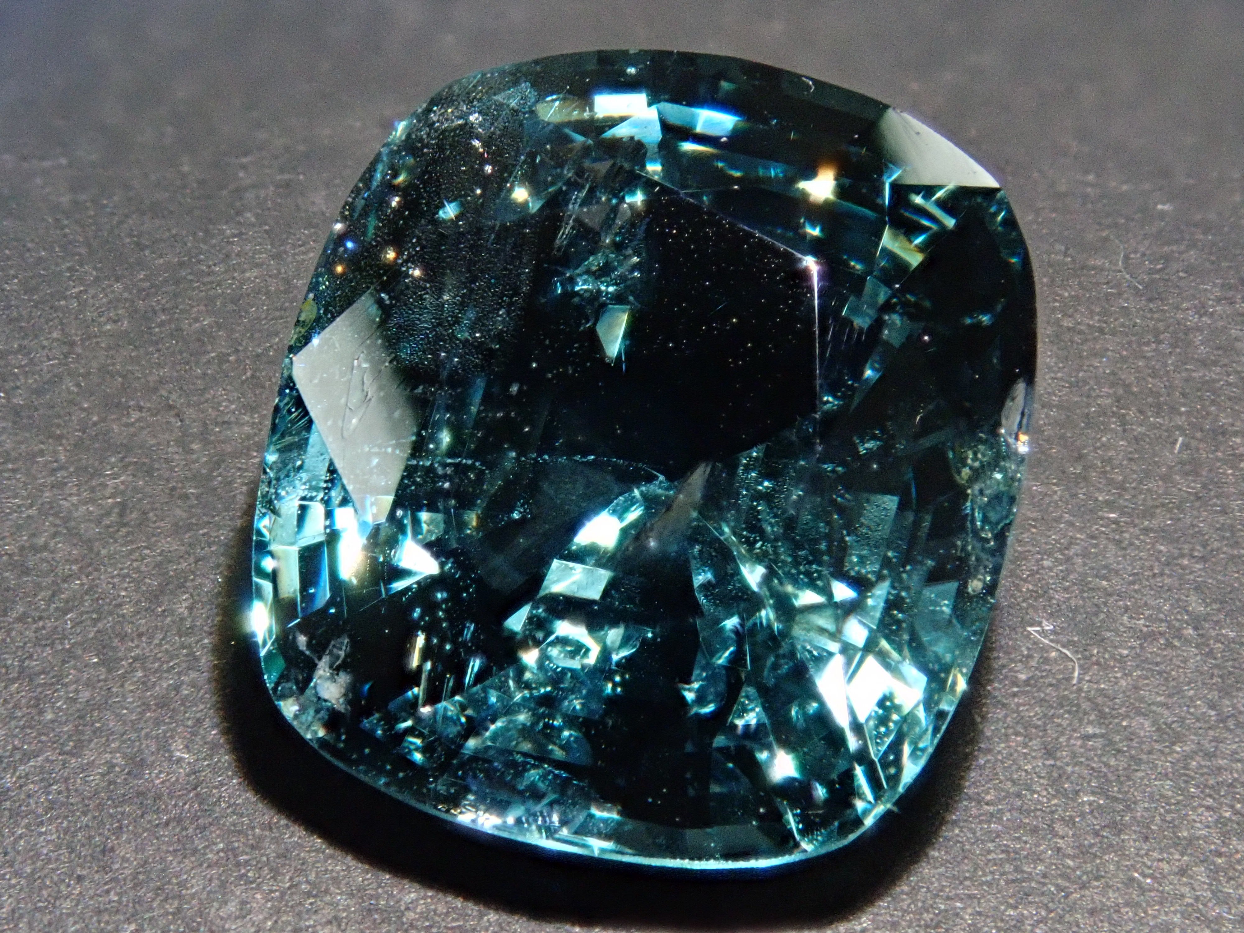 Spinel 5.205ct loose