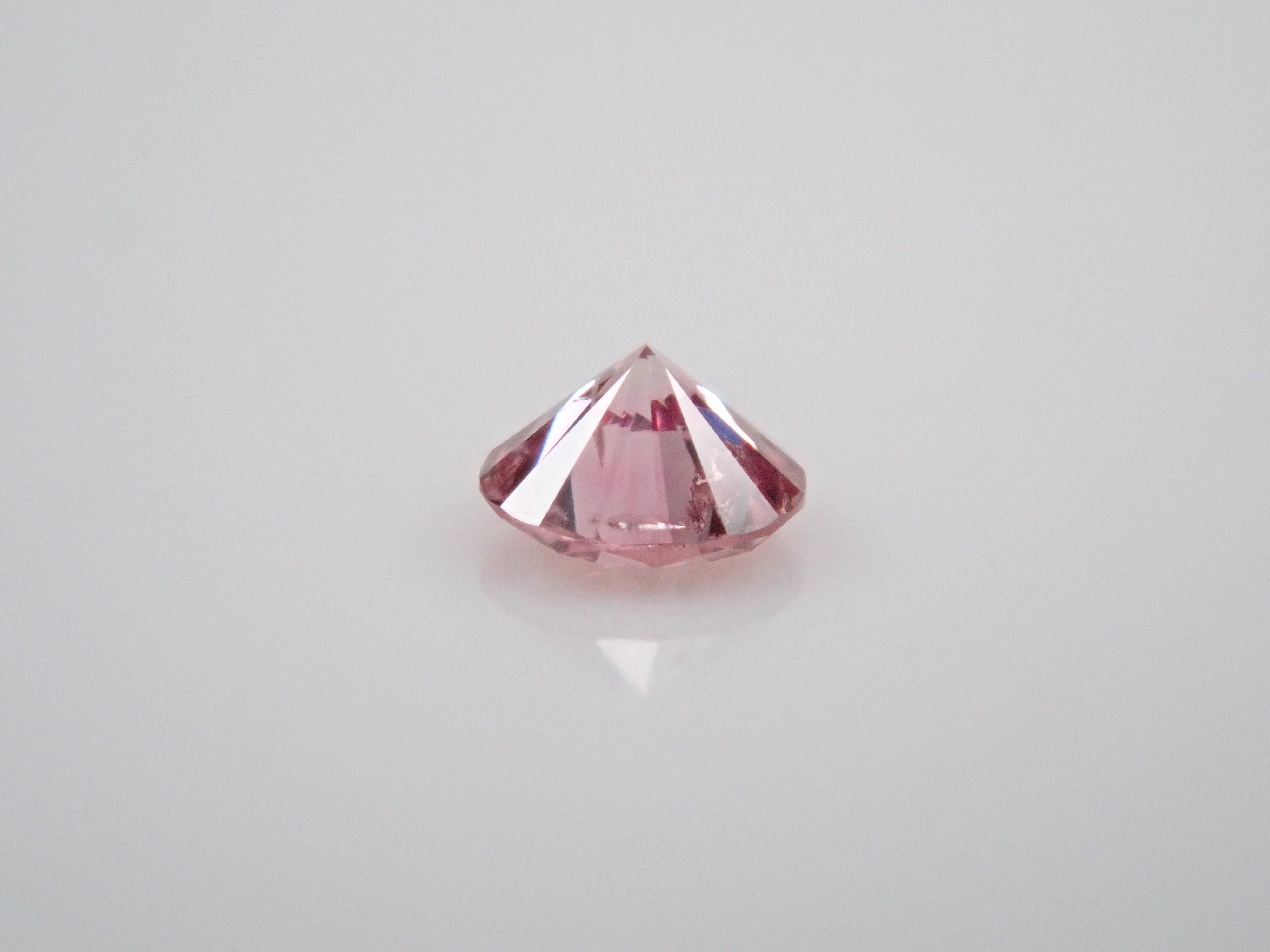 ファンシーパープリッシュピンクダイヤモンド 2.1mm/0.036ctルース(FANCY PURPLISH PINK, I1)