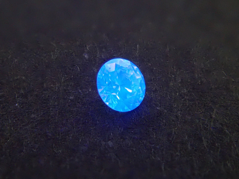 ファンシーライトパープリッシュピンクダイヤモンド 2.1mm/0.038ctルース(FANCY LIGHT PURPLISH PINK, VVS2)
