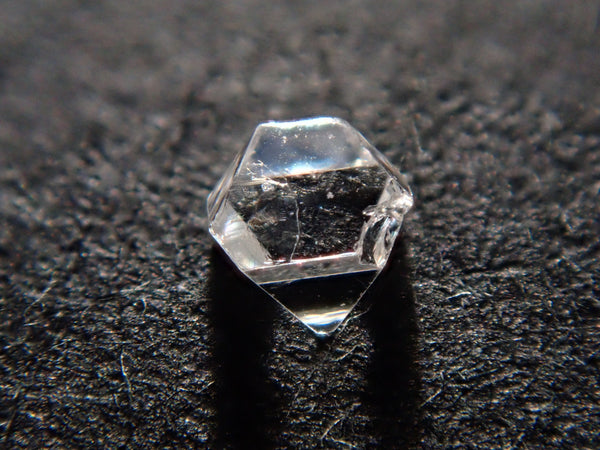 ダイヤモンド原石（ソーヤブル） 0.038ctルース