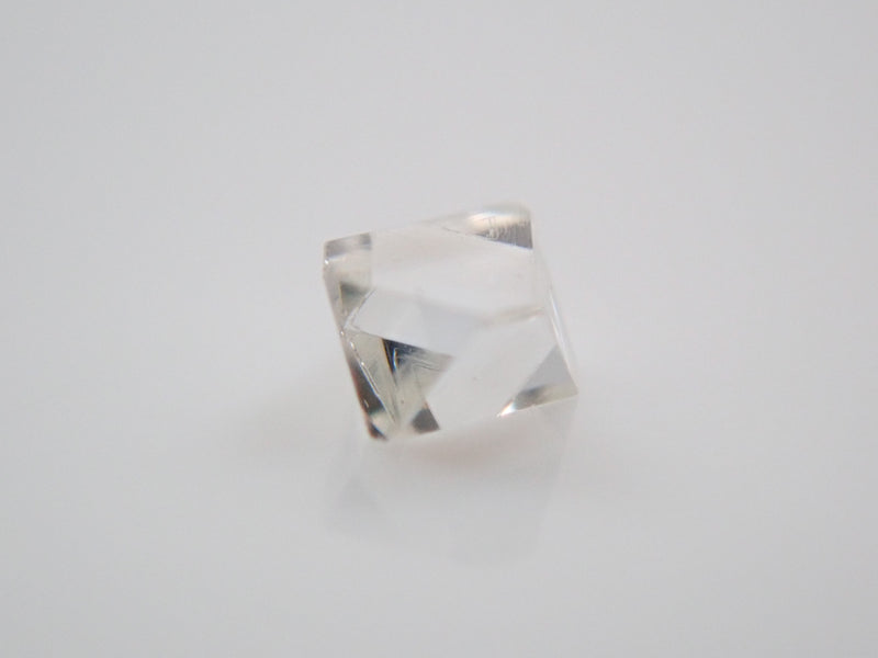 ダイヤモンド原石（ソーヤブル） 0.040ctルース