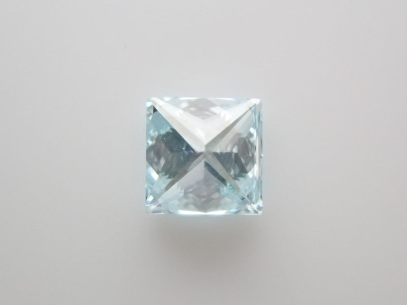 アイスブルーダイヤモンド 0.060ctルース
