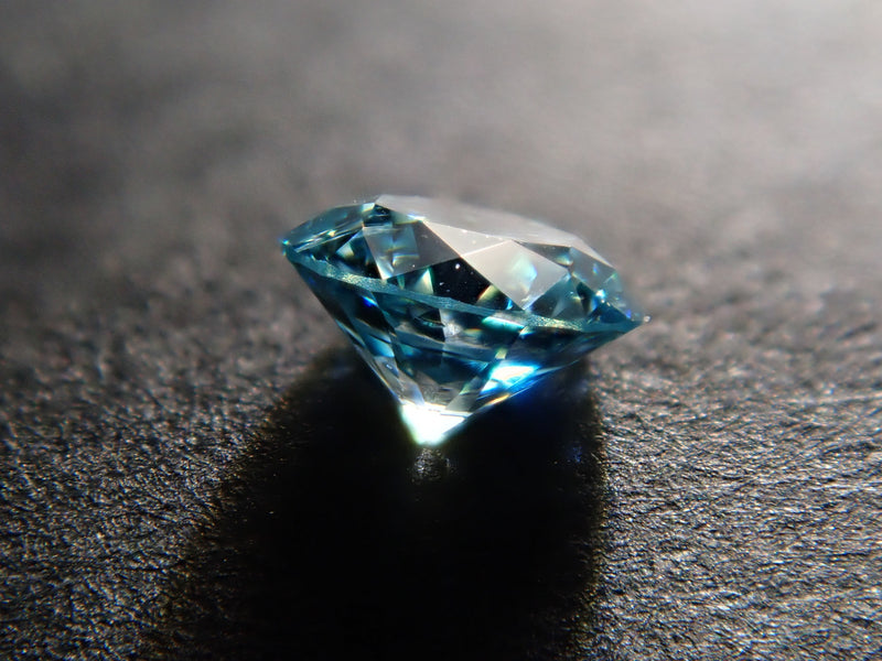 アイスブルーダイヤモンド 2.7mm/0.093ctルース（VSクラス相当 