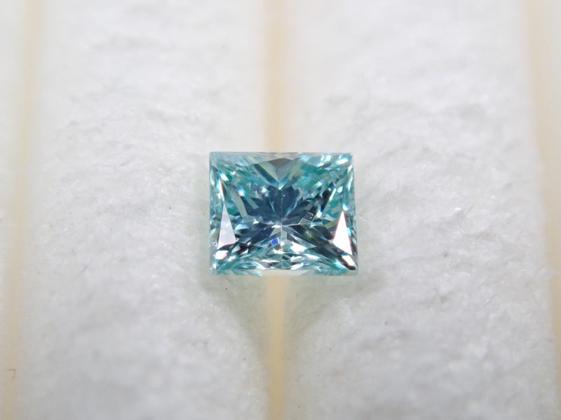 アイスブルーダイヤモンド 0.071ctルース（VSクラス相当,プリンセスカット）